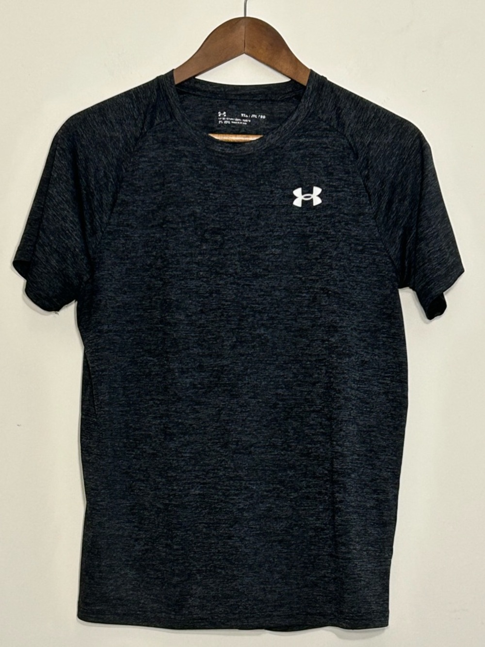 Under Armour Boys YXL HeatGear Gray Heather Athletic T-Shirt
